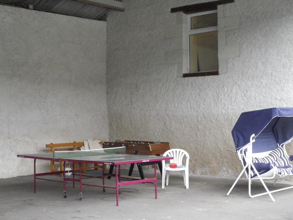 ホテルLogis Du Jacquelin Doussay エクステリア 写真